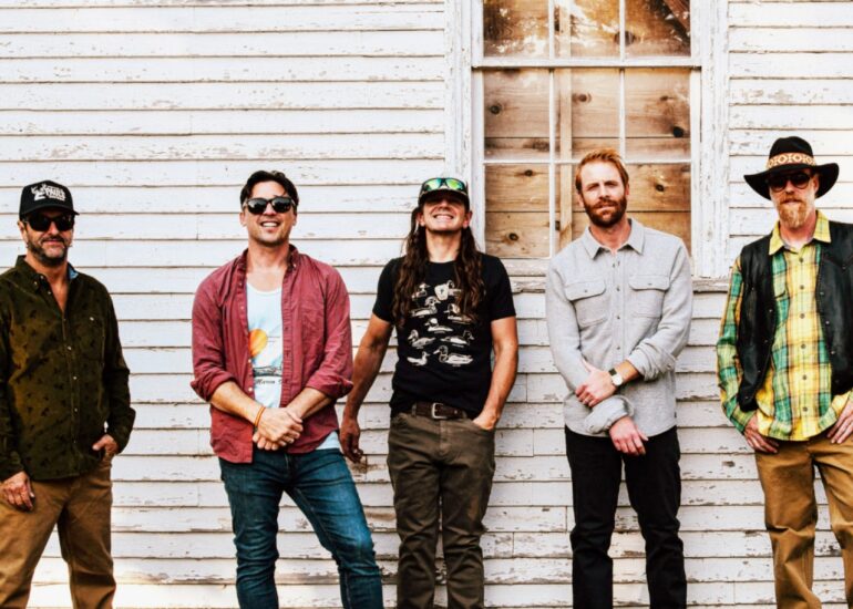 The Mallett Brothers Band – Dogs and Horses